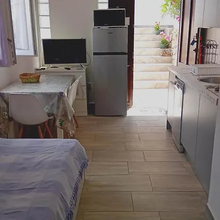 With Parking Space Losinj, Losinj - 25549 Apartment Mali Lošinj